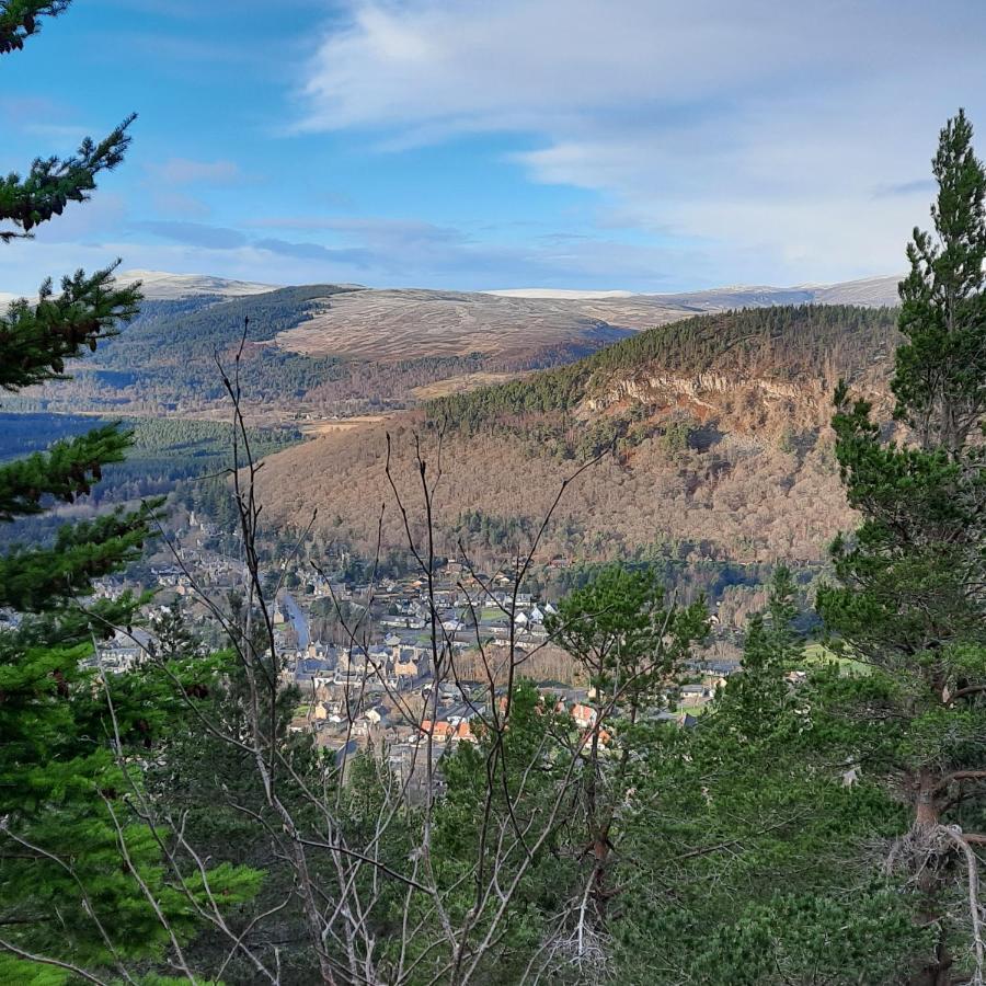 No 45, Ballater Exteriör bild